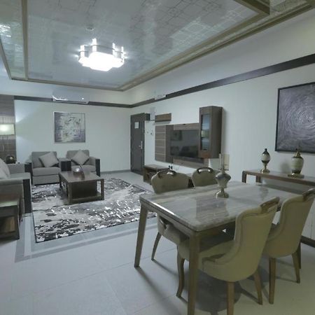 Niyaf Hotel Appartments Khamis Mushait Exterior photo