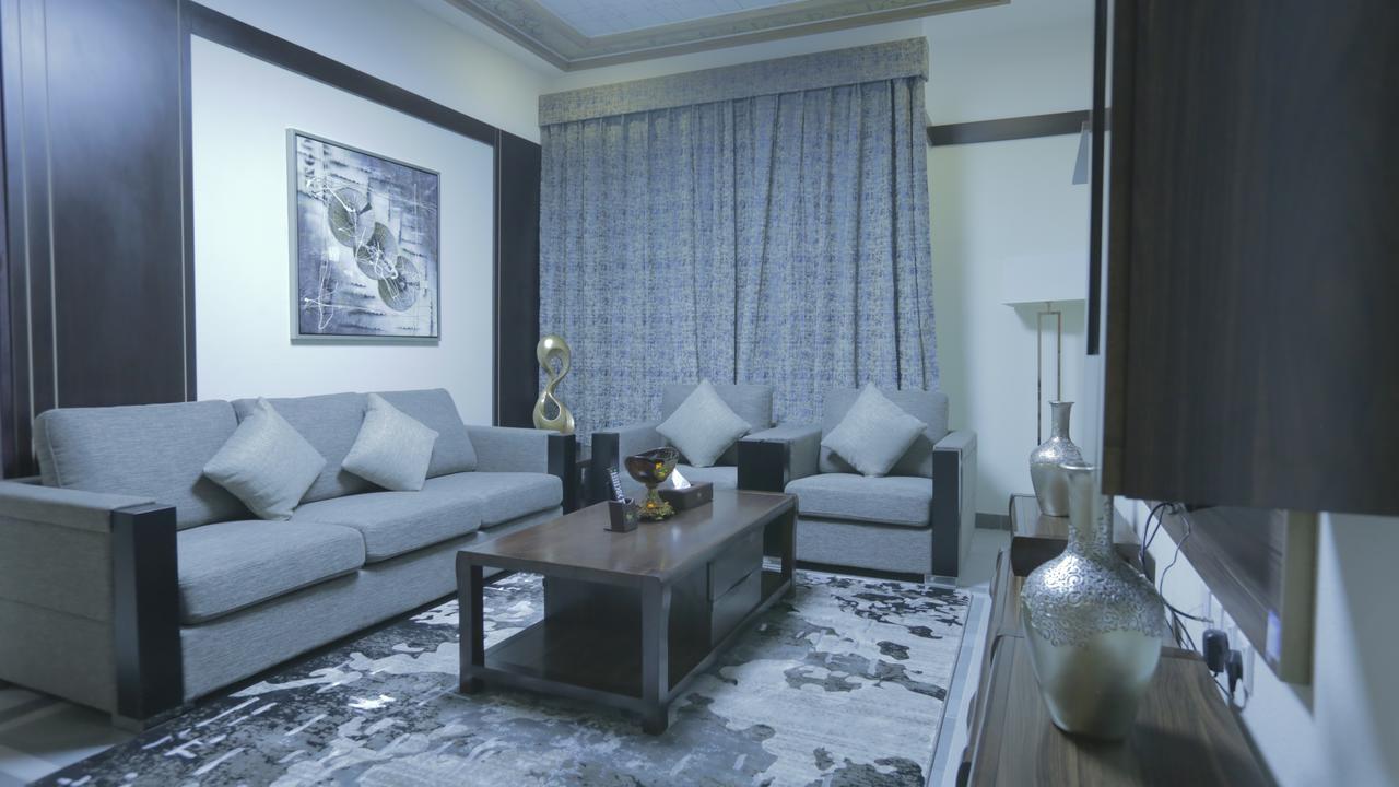 Niyaf Hotel Appartments Khamis Mushait Exterior photo