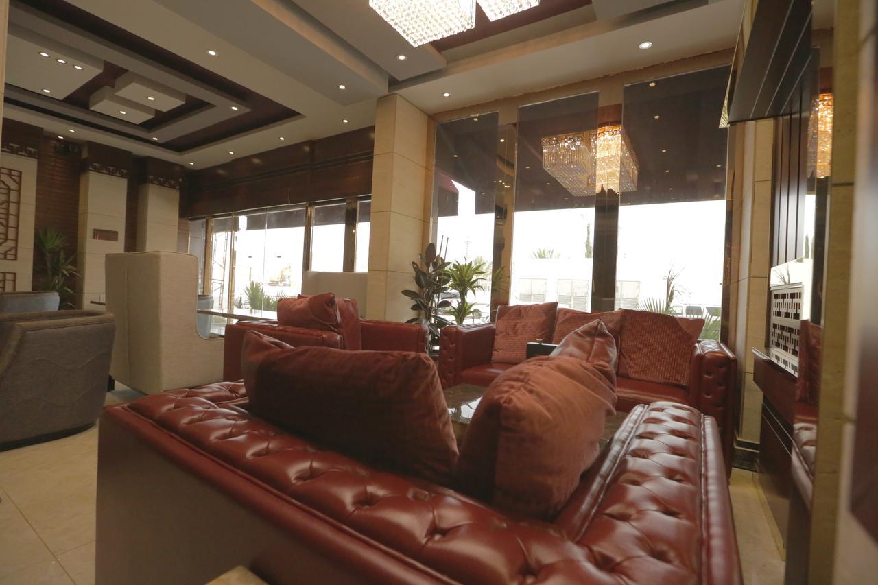 Niyaf Hotel Appartments Khamis Mushait Exterior photo